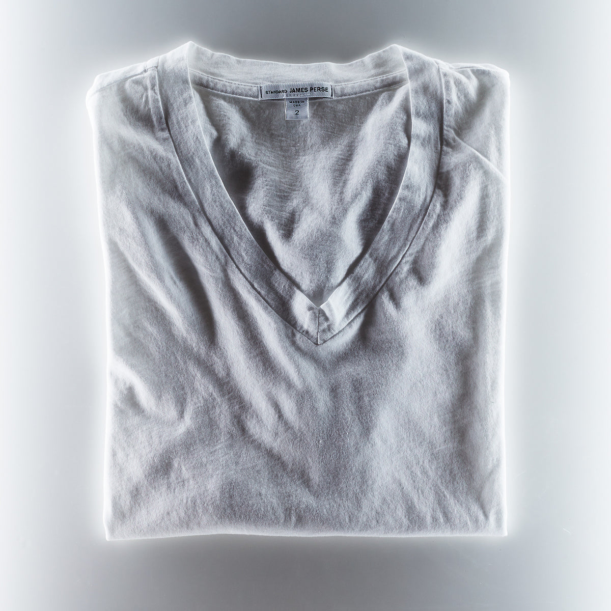 James Perse Men&#39;s Short Sleeve V Neck T-Shirt -  Olive