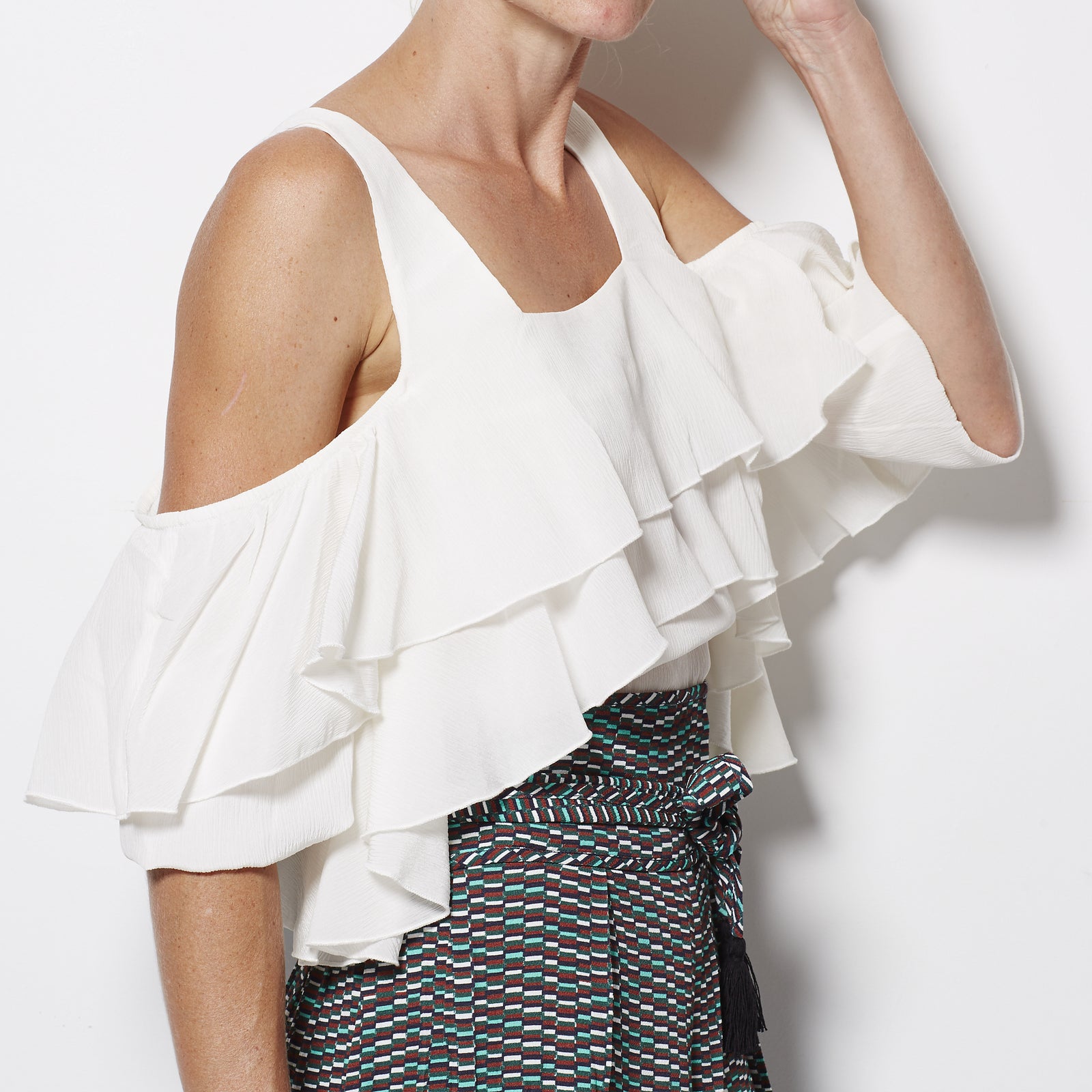 Apiece Apart - Viga Cold-Shoulder Top - Cream