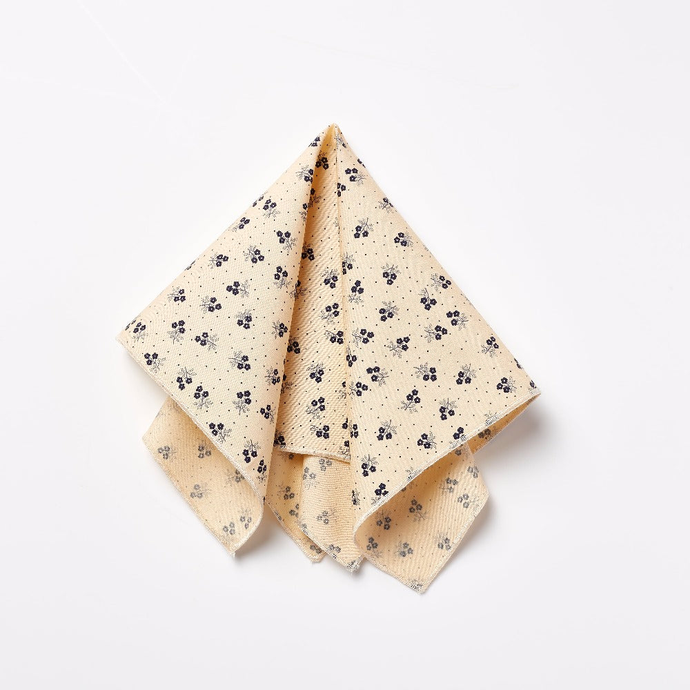 素材口袋方巾 - 奶油色/海军蓝花卉