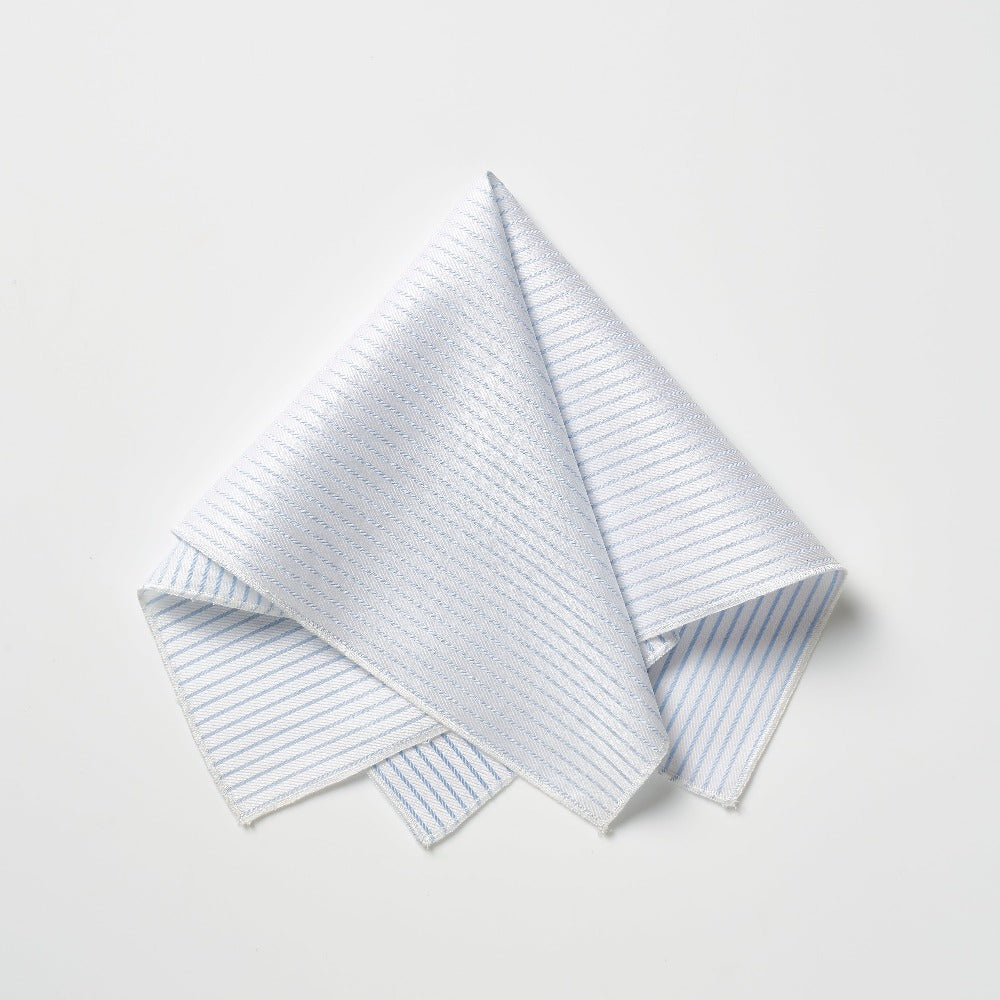 素材口袋方巾 - 白色/蓝色条纹