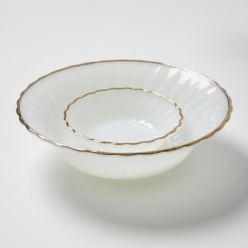 Vintage Rippled Milk Glass Bowl with Gold Gilt - Medium
